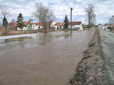 Povodně 27.3.2006, Dolní Svince a Dolní Třebonín