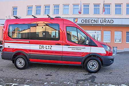 Jednotka SDH obce Dolní Třebonín získala nový dopravní automobil Ford Transit