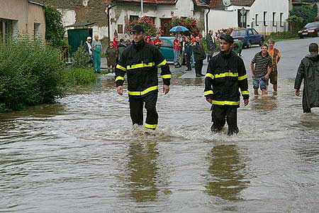 Povodeň v Dolním Třeboníně 25.6.2009
