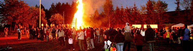 Pálení čarodějnic 2004 Pálení čarodějnic 2004