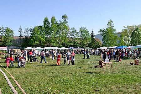 Pálení čarodějnic v obci Dolní Třebonín, 30.4.2007, foto: Lubor Mrázek