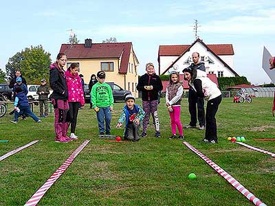 Podzimní Dětský Třebonín Petangue Open, obecní hřiště Dolní Třebonín 3.10.2015, foto: Lubor Mrázek