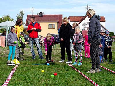 Podzimní Dětský Třebonín Petangue Open, obecní hřiště Dolní Třebonín 3.10.2015, foto: Lubor Mrázek