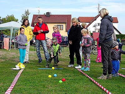 Podzimní Dětský Třebonín Petangue Open, obecní hřiště Dolní Třebonín 3.10.2015, foto: Lubor Mrázek