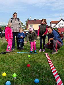 Podzimní Dětský Třebonín Petangue Open, obecní hřiště Dolní Třebonín 3.10.2015, foto: Lubor Mrázek