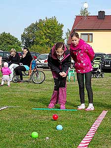 Podzimní Dětský Třebonín Petangue Open, obecní hřiště Dolní Třebonín 3.10.2015, foto: Lubor Mrázek