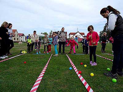 Podzimní Dětský Třebonín Petangue Open, obecní hřiště Dolní Třebonín 3.10.2015, foto: Lubor Mrázek