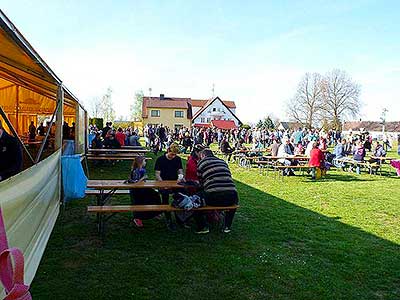 Pálení čarodějnic, Dolní Třebonín 30.4.2016, foto: Jan Švec