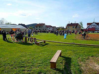 Pálení čarodějnic, Dolní Třebonín 30.4.2016, foto: Jan Švec