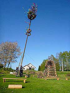 Pálení čarodějnic, Dolní Třebonín 30.4.2016, foto: Jan Švec