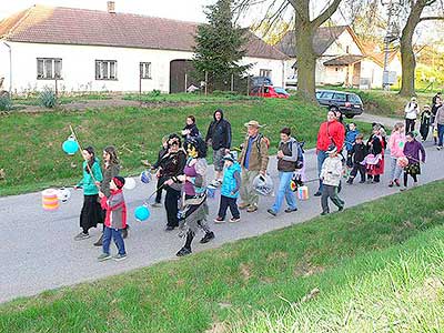 Pálení čarodějnic, Dolní Třebonín 30.4.2016, foto: Jan Švec