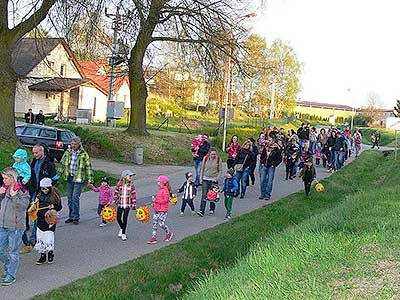 Pálení čarodějnic, Dolní Třebonín 30.4.2016, foto: Jan Švec