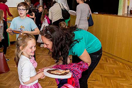 Besidka ke Dni matek 2016, Velešín 6.5.2016, foto: Lubor Mrázek