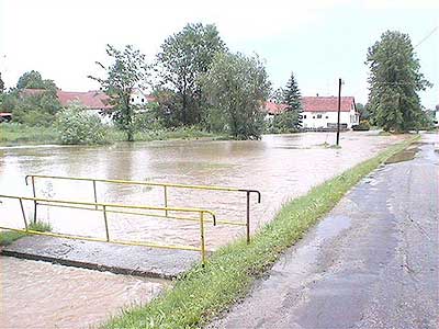 Povodně 10.6 2004, Dolní Svince a Dolní Třebonín