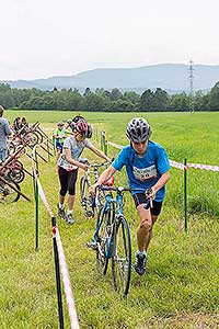 Triatlon Dolní Třebonín 11.6.2016, foto: Lubor Mrázek