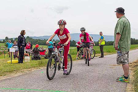 Triatlon Dolní Třebonín 11.6.2016, foto: Lubor Mrázek