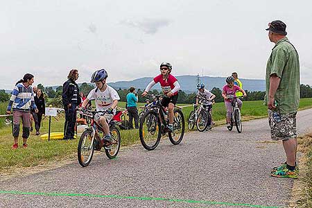 Triatlon Dolní Třebonín 11.6.2016, foto: Lubor Mrázek