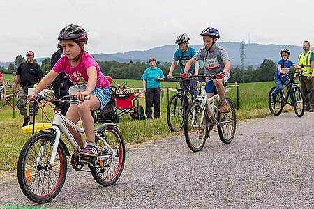 Triatlon Dolní Třebonín 11.6.2016, foto: Lubor Mrázek