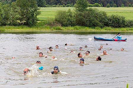 Triatlon Dolní Třebonín 11.6.2016, foto: Lubor Mrázek