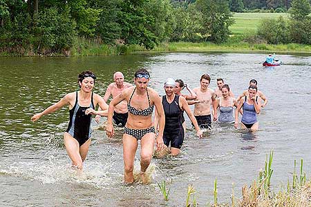 Triatlon Dolní Třebonín 11.6.2016, foto: Lubor Mrázek