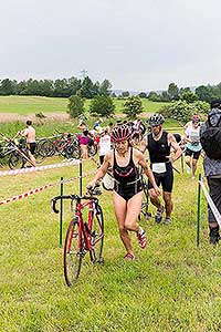 Triatlon Dolní Třebonín 11.6.2016, foto: Lubor Mrázek