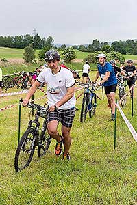 Triatlon Dolní Třebonín 11.6.2016, foto: Lubor Mrázek