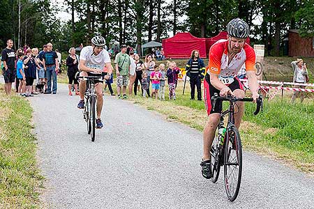 Triatlon Dolní Třebonín 11.6.2016, foto: Lubor Mrázek