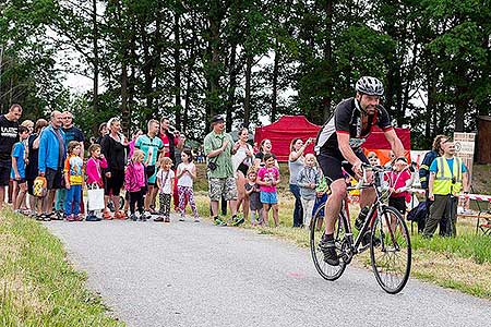 Triatlon Dolní Třebonín 11.6.2016, foto: Lubor Mrázek