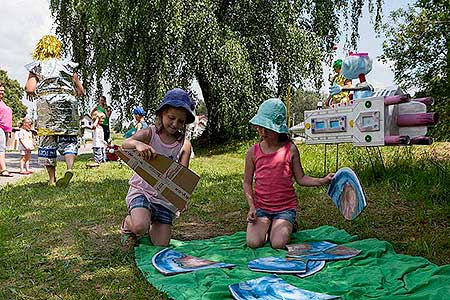 Rozloučení se školou - Cestování po planetách, 25.6.2016, foto: Lubor Mrázek