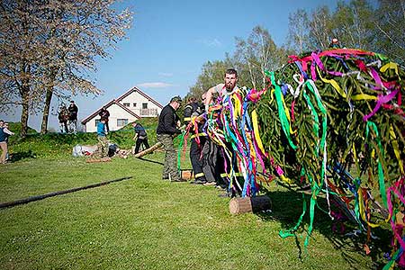 Pálení čarodějnic, Dolní Třebonín 30.4.2016, foto: Jan Švec