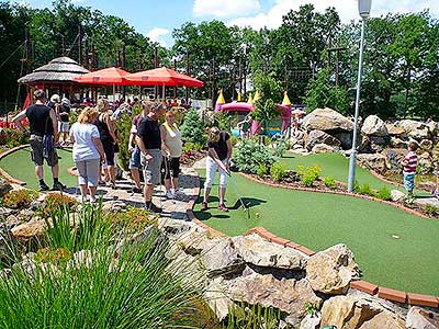 Adventure minigolf, Hluboká nad Vltavou 10.6.2017, foto: Jan Švec