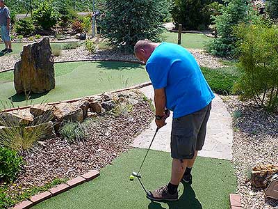 Adventure minigolf, Hluboká nad Vltavou 10.6.2017, foto: Jan Švec