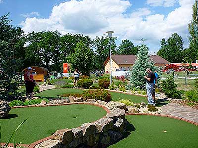 Adventure minigolf, Hluboká nad Vltavou 10.6.2017, foto: Jan Švec