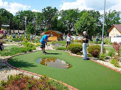 Adventure minigolf, Hluboká nad Vltavou 10.6.2017, foto: Jan Švec