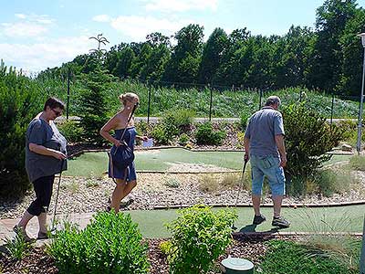 Adventure minigolf, Hluboká nad Vltavou 10.6.2017, foto: Jan Švec