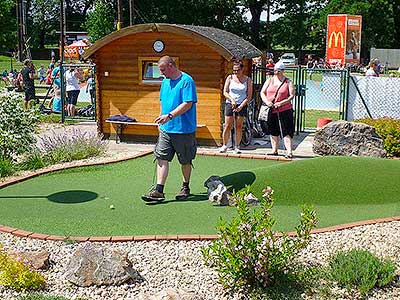 Adventure minigolf, Hluboká nad Vltavou 10.6.2017, foto: Jan Švec