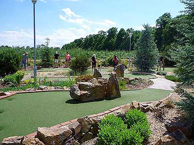 Adventure minigolf, Hluboká nad Vltavou 10.6.2017, foto: Jan Švec