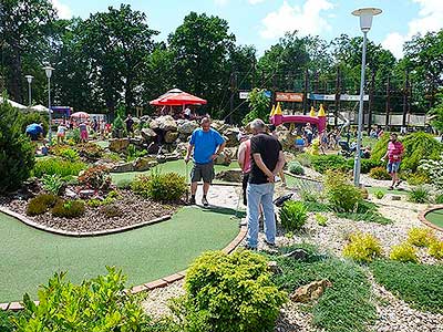 Adventure minigolf, Hluboká nad Vltavou 10.6.2017, foto: Jan Švec