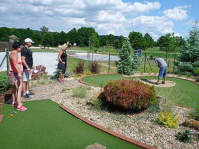 Adventure minigolf, Hluboká nad Vltavou 10.6.2017, foto: Jan Švec