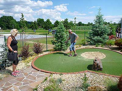 Adventure minigolf, Hluboká nad Vltavou 10.6.2017, foto: Jan Švec