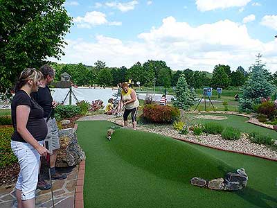 Adventure minigolf, Hluboká nad Vltavou 10.6.2017, foto: Jan Švec