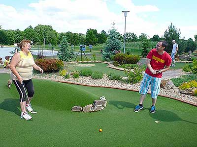 Adventure minigolf, Hluboká nad Vltavou 10.6.2017, foto: Jan Švec