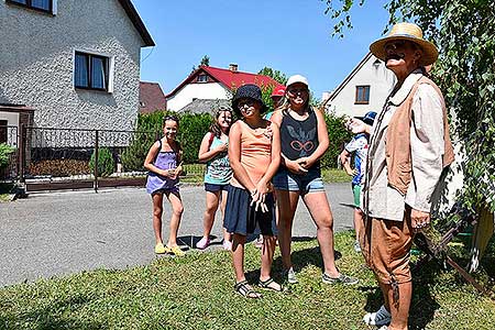 Rozloučení se školou v Dolním Třeboníně, Putování se zvířátky 24.6.2017, foto: Jan Švec