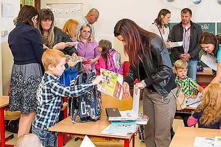 Zahájení školního roku 2017/2018 v ZŠ Dolní Třebonín, 4.9.2017, foto: Lubor Mrázek