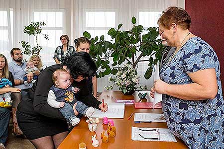 Vítání občánků v obci Dolní Třebonín 25.11.2017, foto: Lubor Mrázek