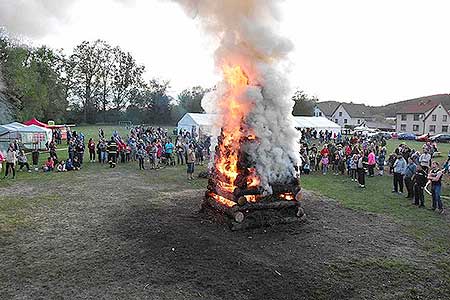 Pálení čarodějnic, Dolní Třebonín 30.4.2018