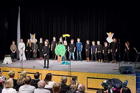 Mikulášská besídka ZŠ a MŠ Dolní Třebonín s nadílkou 4.12.2018, foto: Lubor Mrázek