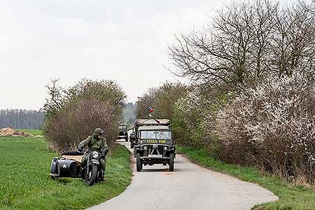 Pietní akt na počest spojeneckého pilota poručíka Billa Preddyho, Záluží 13.4.2019, foto: Lubor Mrázek