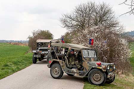 Pietní akt na počest spojeneckého pilota poručíka Billa Preddyho, Záluží 13.4.2019, foto: Lubor Mrázek