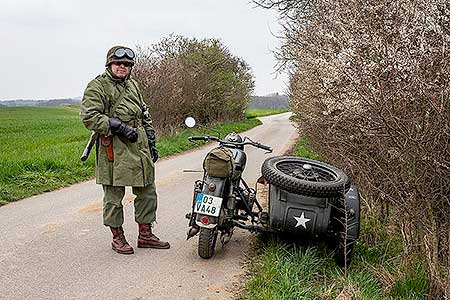 Pietní akt na počest spojeneckého pilota poručíka Billa Preddyho, Záluží 13.4.2019, foto: Lubor Mrázek